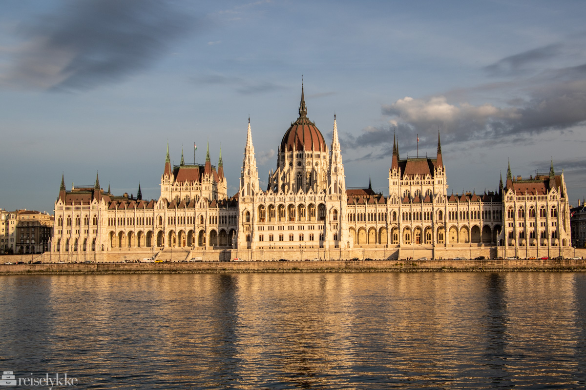 Det ungarske parlamentet i Budapest