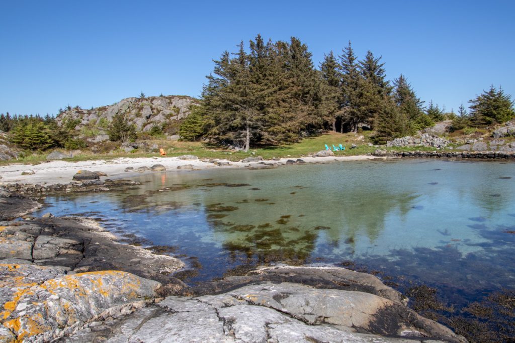 Sandholmen er en fin badeplass på Haugalandet